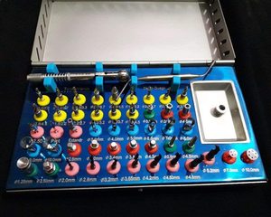 Kit de implante dental universal | Juego de instrumentos quirúrgicos integrales para la colocación y Restauración de Implantes - Product Image 1
