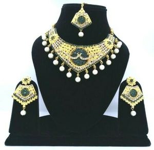 Ensemble de collier, boucles d'oreilles et diadème de mariée de luxe, alliage, cristal et strass, design floral, bijoux vintage pour mariage et fête, femmes - Product Image 1