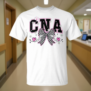 T-Shirt da Donna per Assistenti Infermieristiche Certificate con Motivo a Quadri, Abbigliamento Promozionale Ispirato al Design CNA - Product Image 3