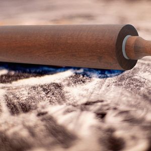 Rouleau à pâtisserie classique en bois de 17 pouces, rouleau à pâtisserie en bois de sapelli pour la pâtisserie, non toxique, fin - Product Image 3