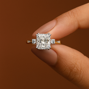 Anillo de Compromiso Solitario de Moissanita con Corte Radiante de 2.00CT Original, Oro Amarillo de 10K, Certificado IGI, Regalo de Aniversario para Mujer, Estilo Religioso - Product Image 2