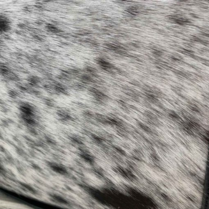 Sac de voyage week-end unisexe en cuir de vachette véritable avec fermeture éclair, personnalisable avec logo et couleur, durable - Product Image 5