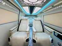 9 places de luxe pour Toyota Hiace Van Design chinois élégant avec direction intérieure gauche blanche