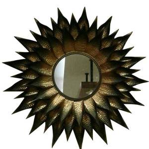 Miroirs muraux modernes de luxe en métal utilisés pour la décoration du salon Design personnalisé de bonne qualité - Product Image 3