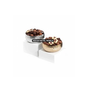 Ventes en gros de bols de service en métal martelé faits à la main, finition dorée et argentée décorative, bol à dessert et à collation pour la décoration de la table à la maison - Product Image 1