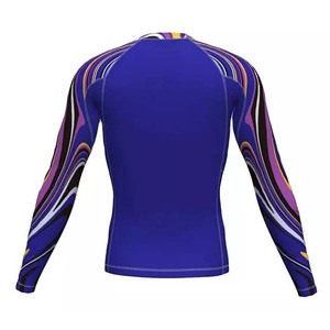 Vente en gros de rashguards unisexes personnalisés à manches longues, à séchage rapide, compressifs, 100% coton polyester, vêtements de sport d'été OEM/ODM - Product Image 5