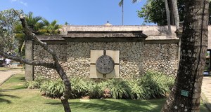 Popular Bali Bukit Tropical Villa Exterior Tiles Natural Stone Boulder-Scoria White Limestone ACCENTS <b>Borders</b> Wear-Resistant - Product Image 3