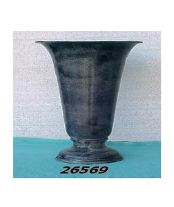 Vases à fleurs en métal - Product Image 1