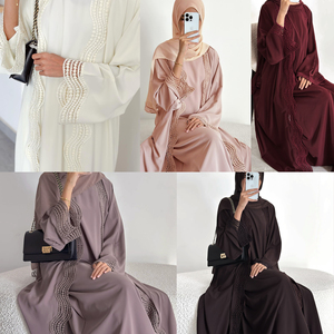 Nuova Collezione Loriya: Set di 2 Pezzi con Abito Interno, Set Abaya di Lusso in Pregiato Nida con Pizzo, Abaya Aperta, Set Modesto per Donne, Abbigliamento Islamico - Product Image 6