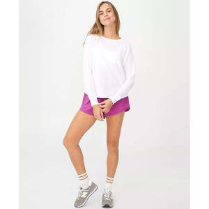 Top a Maniche Lunghe in Cotone per Donna, Comodo e Traspirante, Design Bianco Tinta Unita, Taglia Media, Senza Cuciture, Logo Stampato sul Davanti - Product Image 4