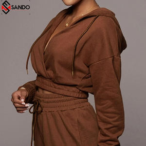 Conjunto de 2 piezas de moda informal de talla grande con logotipo personalizado, sudadera para correr, pantalones de chándal, chándal para mujer - Product Image 5