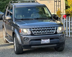 Land Rover LR4 HSE Luxury 2015, Motor V6 Supercargado, Tracción en las Cuatro Ruedas, Volante a la Izquierda, Cuero, Techo Panorámico, Cámara Trasera de 360°, 1-25000 Millas - Product Image 4