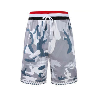 Pantalones cortos deportivos ligeros a precio al por mayor Pantalones cortos deportivos cómodos de diseño único para venta en línea - Product Image 1