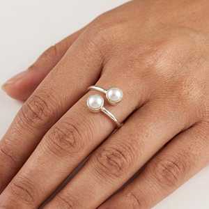 Bague ajustable en perle d'eau douce, argent sterling 925, double pierre de naissance de juin blanche - Product Image 1