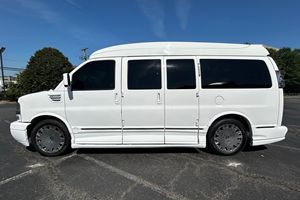 CHEVROLET EXPRESS 1500 EXPLORER CONVERSION VAN 2010 D'OCCASION CÔTÉ GAUCHE/DROIT - Product Image 3