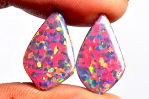 Hermosos Opales de Fuego Azul Verde Rosa Brillantes, Par de 3 CTW, Tamaño de Cabujón 18x11x2 MM, Par de Pendientes, Gema para Joyería - Product Image 2