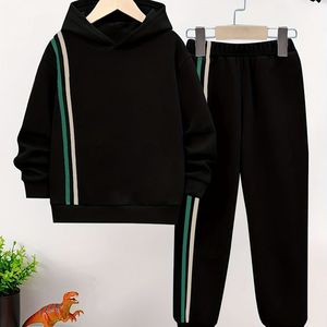 Conjunto de pantalones de chándal y Sudadera con capucha para hombre para máxima movilidad - Product Image 4