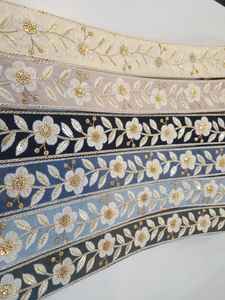 Nuevos diseños de tela de encaje pesado con lentejuelas con cuentas para la moda de los vestidos-Sin MOQ - Product Image 2