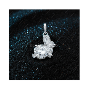 Colgante y Dije de Plata de Ley 925 con Diamante Cultivado en Laboratorio de 5 Quilates, Certificado GIA IGI, DEF VVS VS, Diseño de Conejito, Regalo para Él - Product Image 1