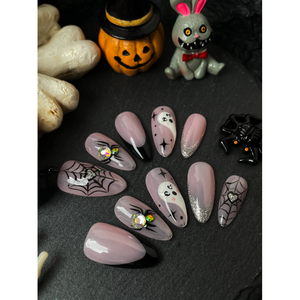 Autocollants pour ongles Haunted Cuties, design d'art d'ongles effrayant pour Halloween - Product Image 1