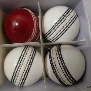 Mejor oferta de pelotas de críquet de cuero de Color rojo para práctica y entrenamiento, gran oferta, pelota dura de críquet profesional - Product Image 4