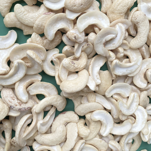 Usine de confiance Noix de cajou crues Noix de cajou Vietnam Beurre Noix de cajou Emballage personnalisé - Product Image 1