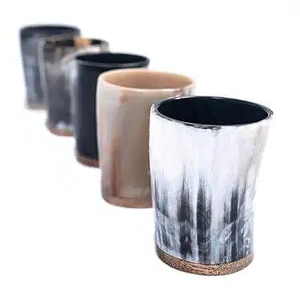 Copas de Cuerno Vikingas Medievales Reales, Estilo Animal Pulido, Hechas a Mano con Cuerno Natural Genuino, Regalo Original de Navidad - Product Image 1