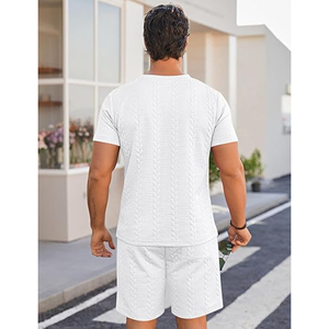 Conjunto deportivo de verano ligero y transpirable para hombre, Conjunto de camiseta y pantalones cortos de estilo informal para el rendimiento y la comodidad en el gimnasio - Product Image 5