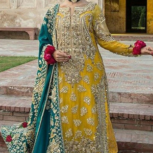 เย็บปักถักร้อย LATEST---HEAVY บน KURTA ยาวมีสไตล์ด้วยชุด LEHENGA ประดับด้วยลูกปัดแก้วคริสตัลหินงาน DABKA @ 2023 - Product Image 1