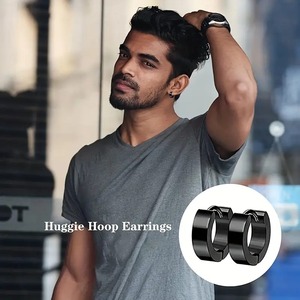 Boucles d'oreilles créoles CZ en acier inoxydable plaqué or à la mode pour hommes à la mode Style punk hypoallergénique vêtements polyvalents - Product Image 5