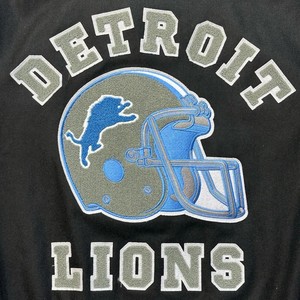 Chaquetas Letterman para Hombre de Alta Calidad con Logotipo de los Leones, Chaqueta Universitaria de Béisbol con Parche Bordado Personalizado al por Mayor - Product Image 6