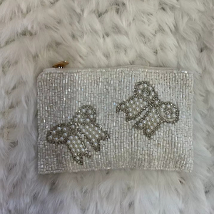 กระเป๋าใส่เหรียญประดับลูกปัด - Product Image 1