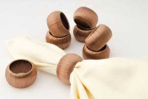 Unique Wood and Resin Joint Napkin Ring Designer Table Decoration <b>Wedding</b> <b>Tissue</b> Serviette Ring at Wholesale - Product Image 3