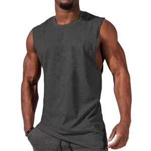 Nouvel arrivage Débardeur de gymnastique sans manches à séchage rapide pour hommes avec décoration d'insigne pour la salle de sport et les vêtements décontractés - Product Image 3