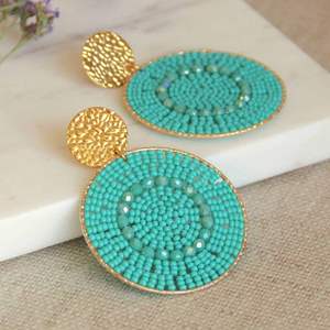 Pendiente de diseño único hecho a mano con estilo para niñas y damas para fiestas y pendientes de boda - Product Image 4