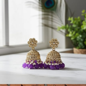 Boucles d'oreilles antiques élégantes en or Bijoux ethniques indiens traditionnels faits à la main, parfaits pour les mariages, les festivals et les fêtes - Product Image 2