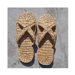 Vietnam Handmade Water Hyacinth <b>Slippers</b> Comfortable Eco Fiber Shoes for Global Market Wholesale - Product Image 2