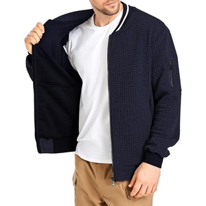 เสื้อแจ็คเก็ตวาร์ซิตี้ผู้ชายแขนยาวคอตั้งสำหรับฤดูหนาว น้ำหนักเบา สไตล์สตรีทแวร์ สีพื้น มีซิปและกระเป๋า - Product Image 6