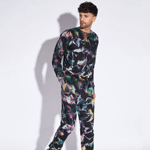 Última moda 100% algodón transpirable hombres chándales personalizados 2 piezas conjunto Tie Dye chándales de talla grande para invierno - Product Image 2