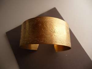 Brazalete ancho de diseñador floral de latón puro 100% hecho a mano, brazalete ajustable, Regalo para mamá - Product Image 3