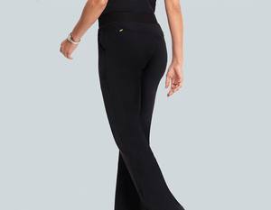 Ensemble de blouses médicales pour femmes, confortables et respirantes, en tissu durable, manches courtes, haute qualité, prix abordable, entièrement personnalisable, pour usage hospitalier - Product Image 4