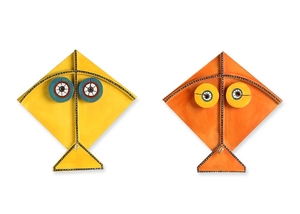 «Kite Pals» Décoration murale peinte à la main en bois de pin Décoration murale en bois sculpté à la main pour ferme et style campagnard - Product Image 3