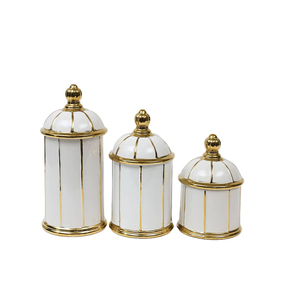 Juego de 3 recipientes de metal dorado y blanco en gran oferta - Product Image 1