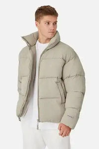 Chaqueta acolchada aislada de poliéster 100% ligera de calidad superior para hombres resistente al agua empacable con cremallera transpirable - Product Image 3