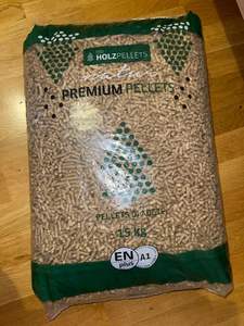 100% granulés de bois de pin/chêne/épicéa dans des sacs jumbo de 15kg bâtons de 6mm de diamètre distributeur de chili de haute qualité en gros - Product Image 2