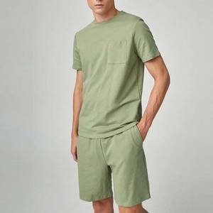 Trajes de chándal personalizados con logotipo para hombre 2025 Conjuntos cortos Joggers Hombres Verano 100% Algodón de calidad superior Conjuntos de camisetas y pantalones cortos para hombre - Product Image 2