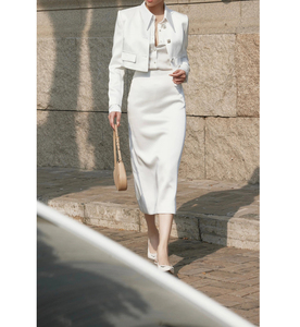 Self Portrait Blazer With 2 Faux Pockets on Both Sides Dragonex Certified 100% Cotton for Women With Delicate White Silk Color - Product Image 1
