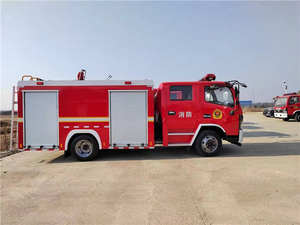 Camión de Bomberos ISU-ZU 4x2 Diésel de Alta Calidad, 3000-5000 Litros de Agua y Espuma, en Venta - Product Image 2