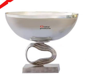 Cuenco de servicio decorativo de boda y fiesta con acabado dorado de metal de forma redonda de alta calidad para restaurante y bar de hotel - Product Image 4