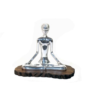 Statue abstraite moderne en métal aluminium lapin élégant pour intérieurs de luxe moulage personnalisé pour décoration intérieure Table de bureau - Product Image 3